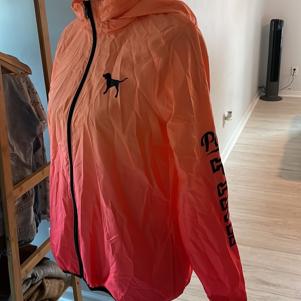 Pink jacket - Picture 2 of 6